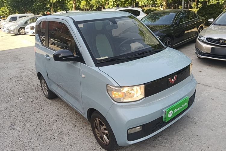 Used Wuling Hongguang MINIEV 2020 Zizai Version Lithium-NMC Front Right 45 Deg