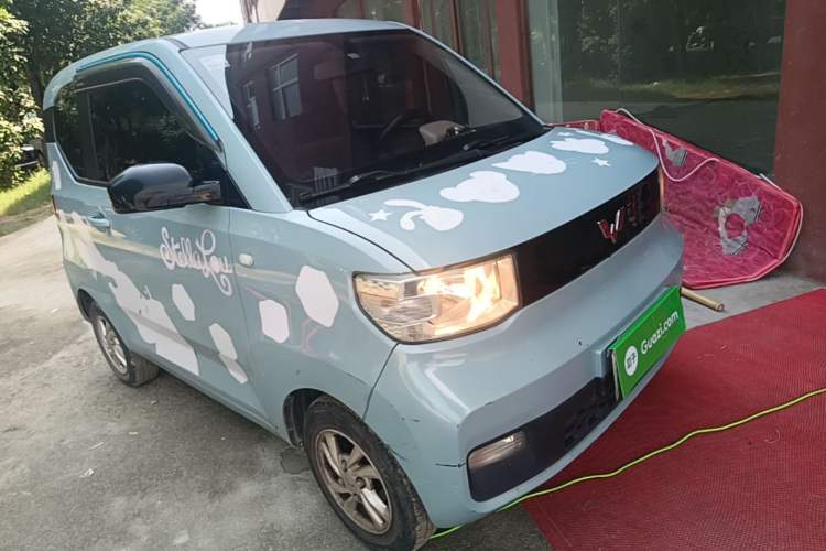 Used Wuling Hongguang MINIEV 2020 Freedom Version Lithium Iron Phosphate Front Right 45 Deg