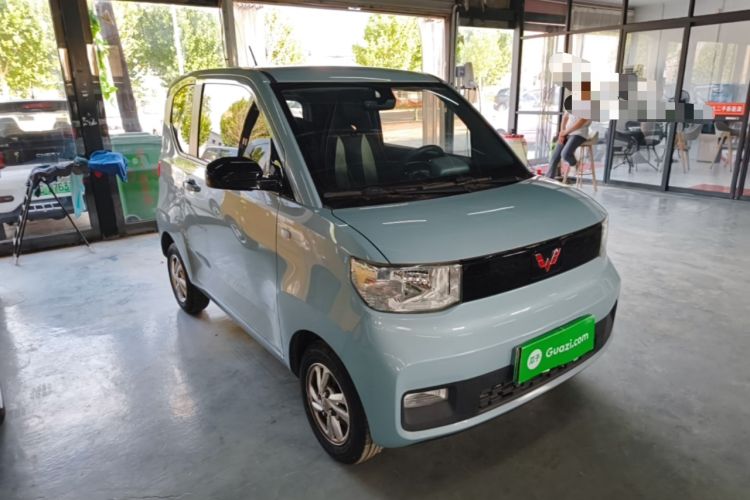 Used Wuling Hongguang MINIEV 2020 Enjoyment Model Lithium Iron Phosphate Front Right 45 Deg