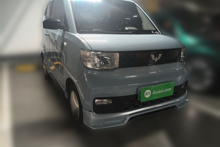 Used Wuling Hongguang MINIEV 2020 Enjoyment Model Lithium Iron Phosphate Front Right 45 Deg