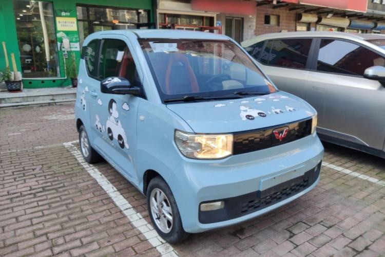 Used Wuling Hongguang MINIEV 2020 Freedom Version Lithium Iron Phosphate Front Right 45 Deg