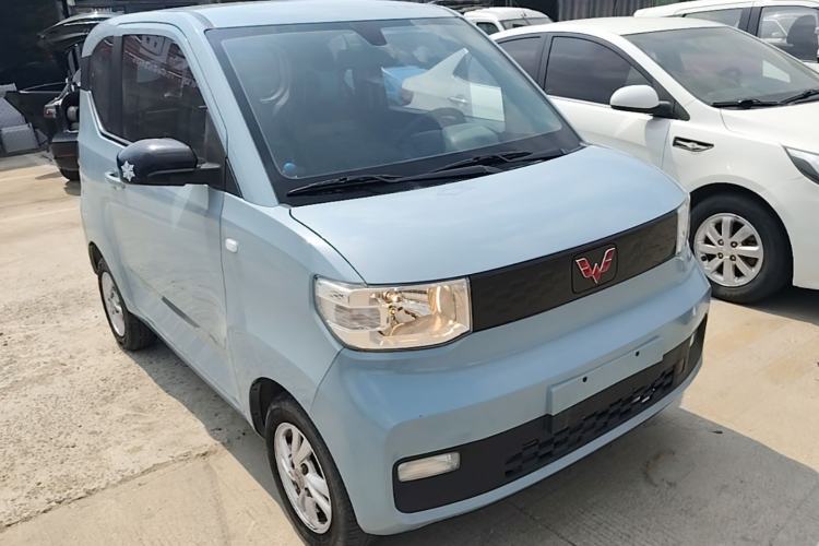 Used Wuling Hongguang MINIEV 2020 Enjoyment Model Lithium Iron Phosphate Front Right 45 Deg