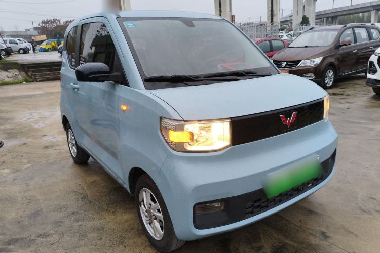Used Wuling Hongguang MINIEV 2020 Enjoyment Model Lithium Iron Phosphate Front Right 45 Deg