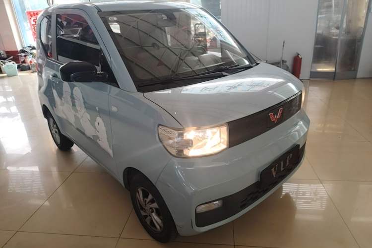 Used Wuling Hongguang MINIEV 2020 Freedom Version Lithium Iron Phosphate Front Right 45 Deg