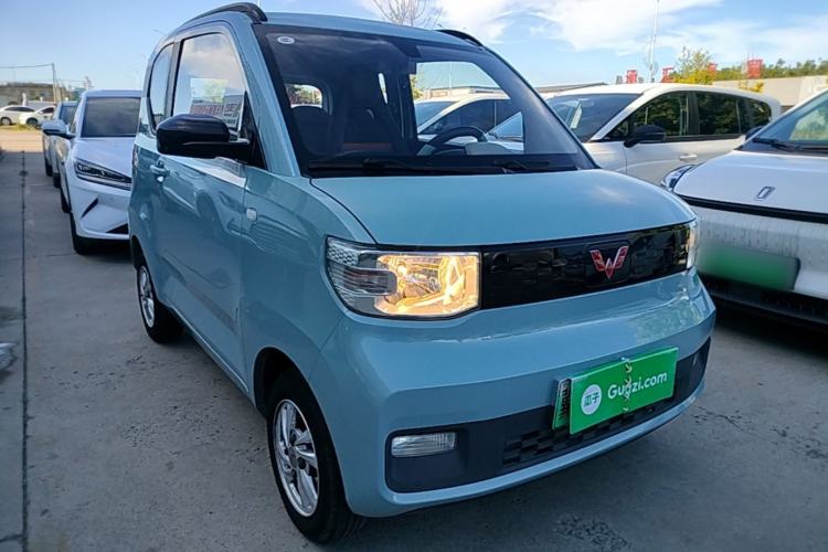 Used Wuling Hongguang MINIEV 2020 Freedom Version Lithium Iron Phosphate Front Right 45 Deg