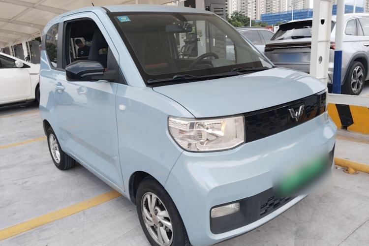 Used Wuling Hongguang MINIEV 2020 Enjoyment Model Lithium Iron Phosphate Front Right 45 Deg