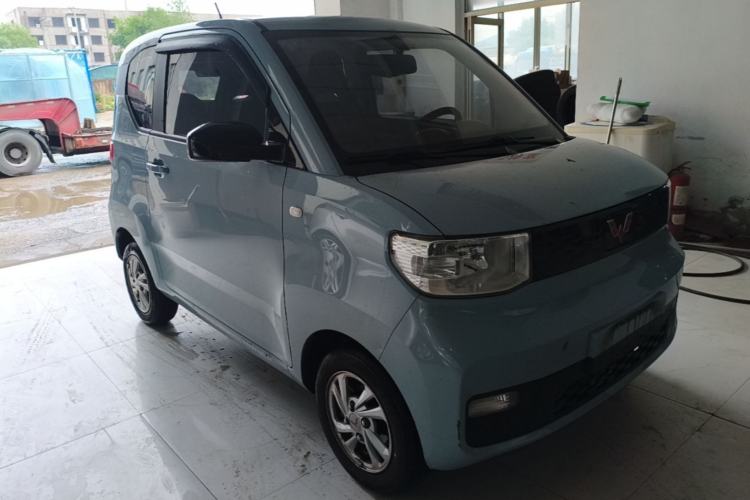 Used Wuling Hongguang MINIEV 2020 Enjoyment Model Lithium Iron Phosphate Front Right 45 Deg
