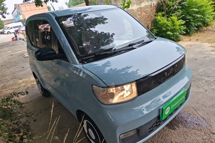 Used Wuling Hongguang MINIEV 2020 Enjoyment Model Lithium Iron Phosphate Front Right 45 Deg