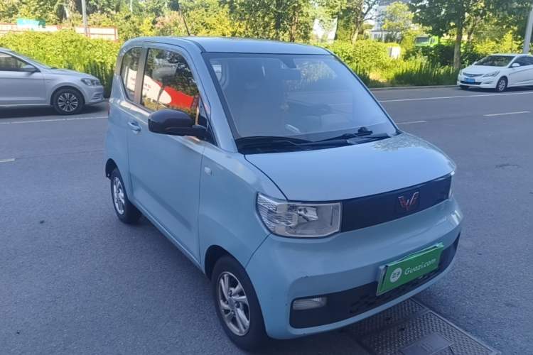 Used Wuling Hongguang MINIEV 2020 Freedom Version Lithium Iron Phosphate Front Right 45 Deg