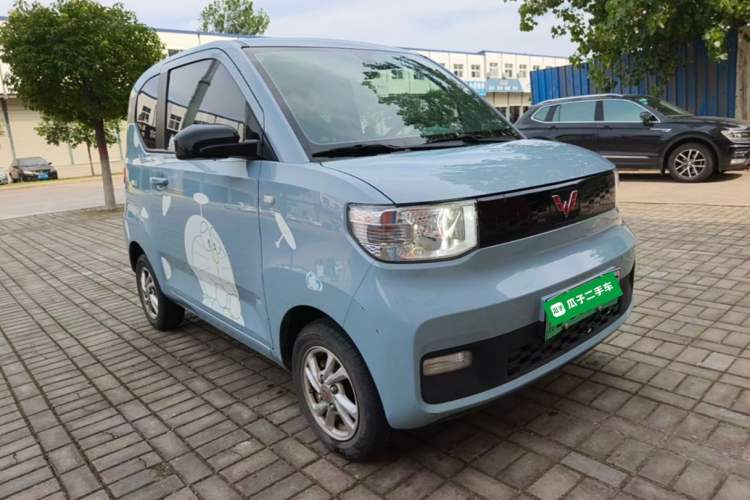 Used Wuling Hongguang MINIEV 2020 Freedom Version Lithium Iron Phosphate Front Right 45 Deg