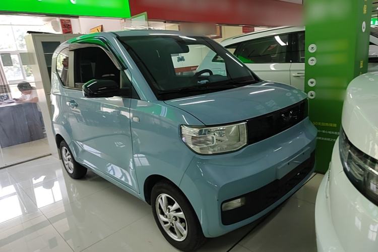 Used Wuling Hongguang MINIEV 2020 Enjoyment Model Lithium Iron Phosphate Front Right 45 Deg