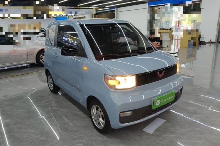 Used Wuling Hongguang MINIEV 2020 Enjoyment Model Lithium Iron Phosphate Front Right 45 Deg