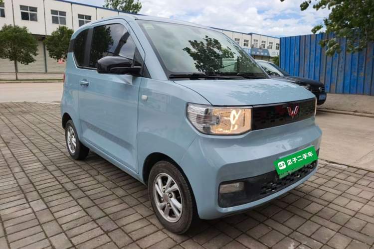 Used Wuling Hongguang MINIEV 2020 Enjoyment Model Lithium Iron Phosphate Front Right 45 Deg