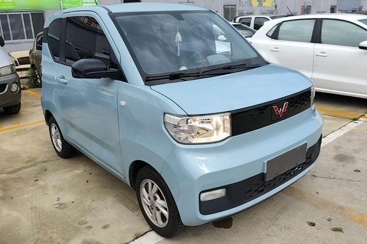 Used Wuling Hongguang MINIEV 2020 Enjoyment Model Lithium Iron Phosphate Front Right 45 Deg