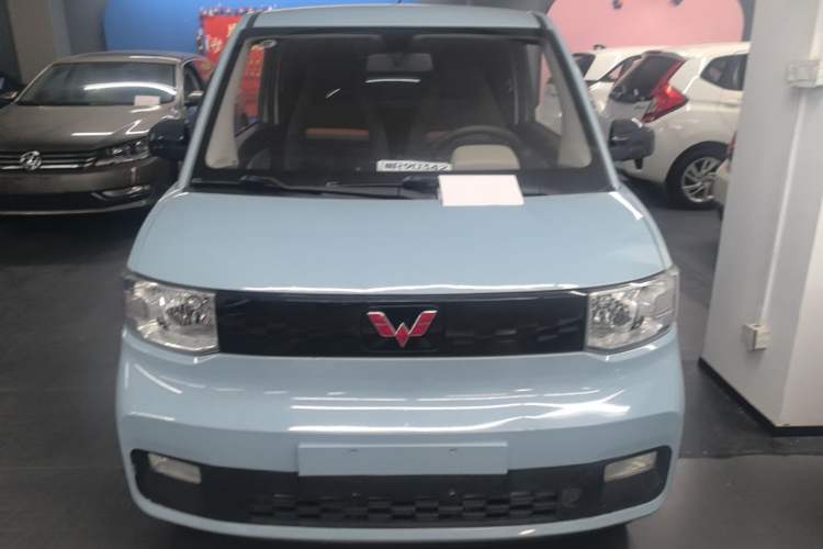Used Wuling Hongguang MINIEV 2020 Freedom Version Lithium Iron Phosphate Front