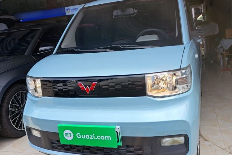 Used Wuling Hongguang MINIEV 2020 Freedom Version Lithium Iron Phosphate Front