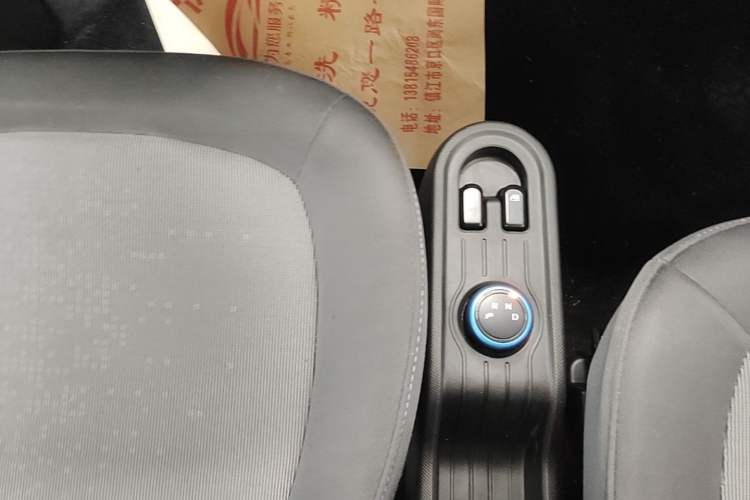 Used Wuling Hongguang MINIEV 2020 Zizai Version Lithium-NMC Gear Lever