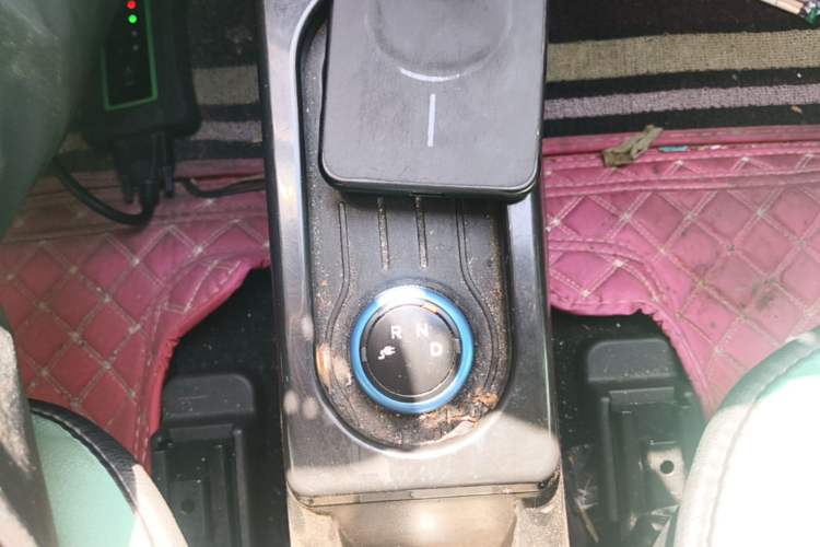 Used Wuling Hongguang MINIEV 2020 Freedom Version Lithium Iron Phosphate Gear Lever