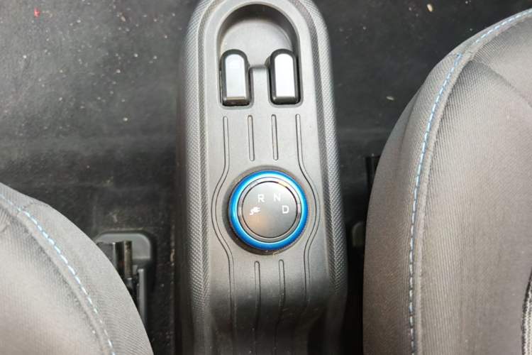Used Wuling Hongguang MINIEV 2020 Freedom Version Lithium Iron Phosphate Gear Lever