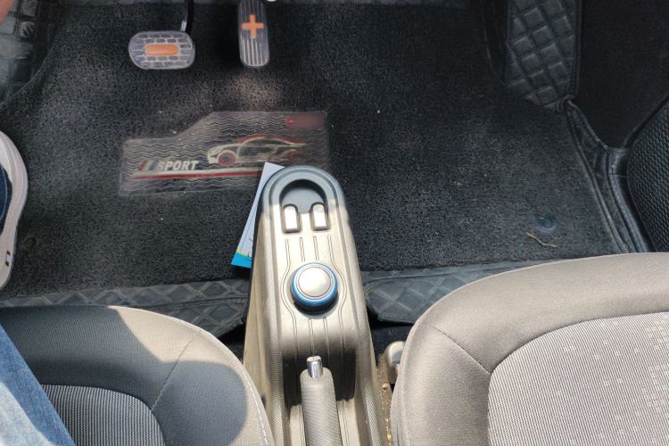 Used Wuling Hongguang MINIEV 2020 Freedom Version Lithium Iron Phosphate Gear Lever