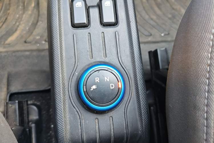 Used Wuling Hongguang MINIEV 2020 Freedom Version Lithium Iron Phosphate Gear Lever