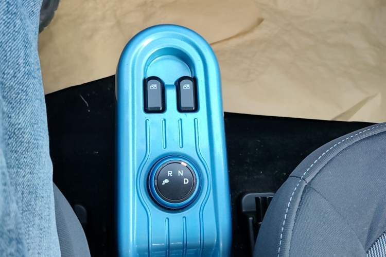 Used Wuling Hongguang MINIEV 2020 Freedom Version Lithium Iron Phosphate Gear Lever