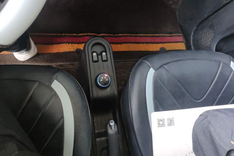 Used Wuling Hongguang MINIEV 2020 Freedom Version Lithium Iron Phosphate Gear Lever