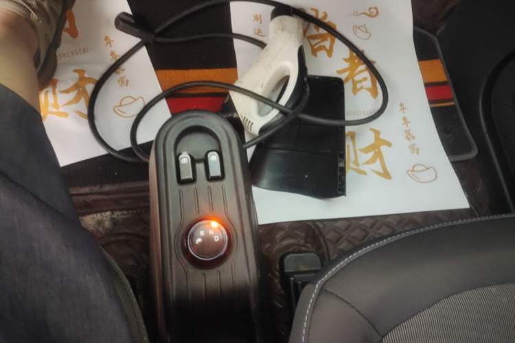 Used Wuling Hongguang MINIEV 2020 Enjoy Edition Lithium-Ion Battery Gear Lever