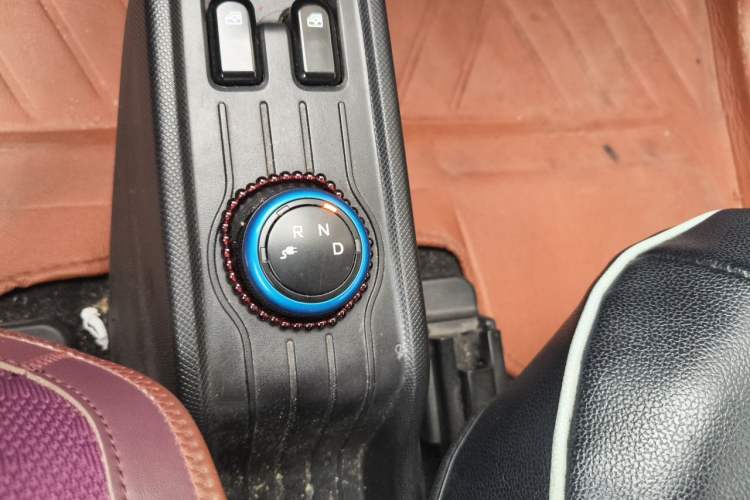 Used Wuling Hongguang MINIEV 2020 Freedom Version Lithium Iron Phosphate Gear Lever