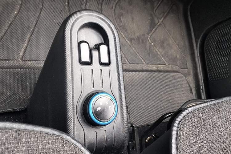 Used Wuling Hongguang MINIEV 2020 Enjoy Edition Lithium-Ion Battery Gear Lever