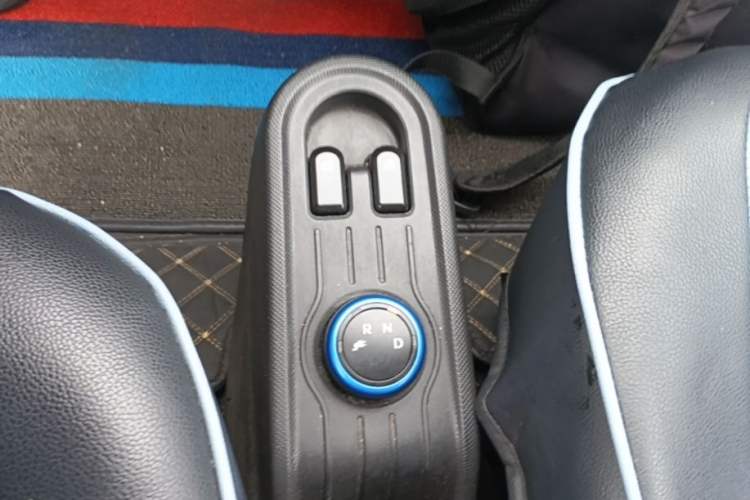 Used Wuling Hongguang MINIEV 2020 Freedom Version Lithium Iron Phosphate Gear Lever