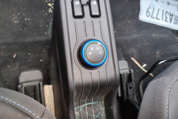 Used Wuling Hongguang MINIEV 2020 Freedom Version Lithium Iron Phosphate Gear Lever