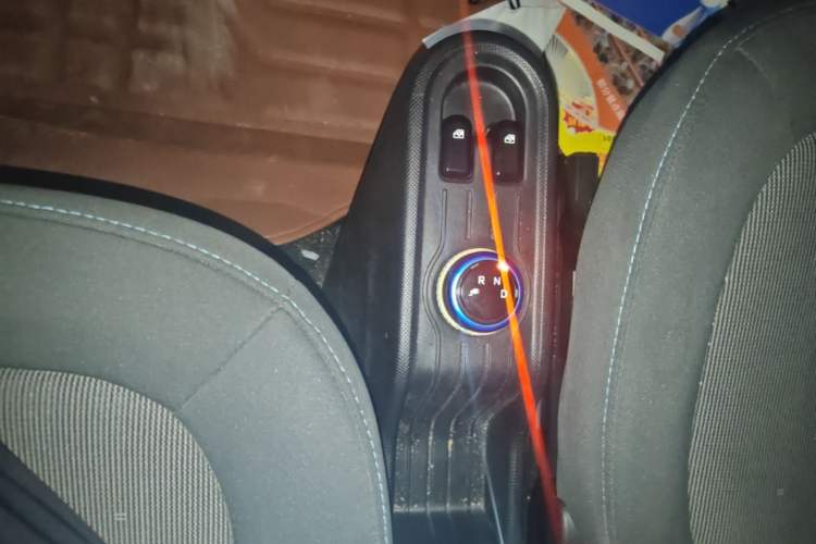 Used Wuling Hongguang MINIEV 2020 Zizai Version Lithium-NMC Gear Lever