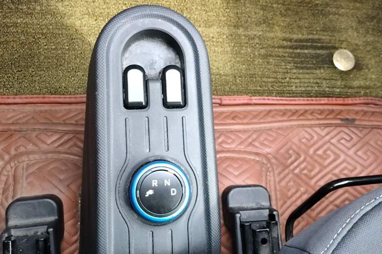 Used Wuling Hongguang MINIEV 2020 Freedom Version Lithium Iron Phosphate Gear Lever