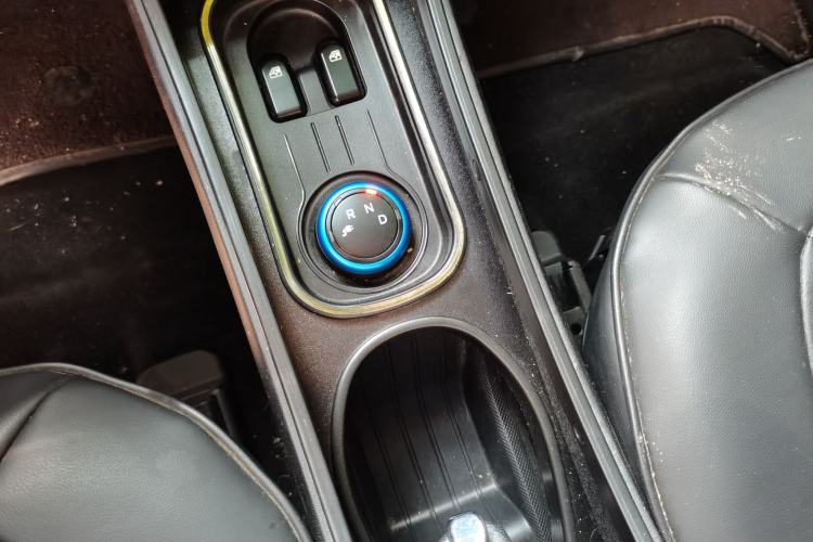Used Wuling Hongguang MINIEV 2020 Freedom Version Lithium Iron Phosphate Gear Lever