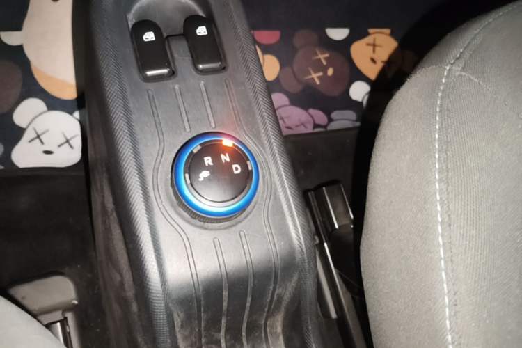 Used Wuling Hongguang MINIEV 2020 Enjoyment Model Lithium Iron Phosphate Gear Lever