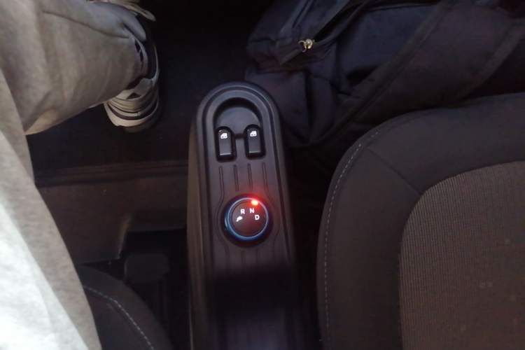 Used Wuling Hongguang MINIEV 2020 Freedom Version Lithium Iron Phosphate Gear Lever