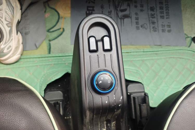 Used Wuling Hongguang MINIEV 2020 Freedom Version Lithium Iron Phosphate Gear Lever