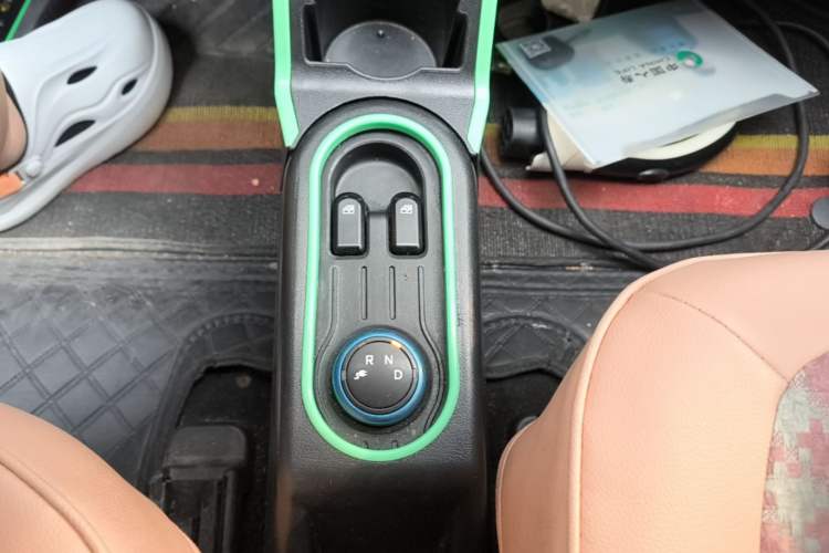 Used Wuling Hongguang MINIEV 2020 Freedom Version Lithium Iron Phosphate Gear Lever