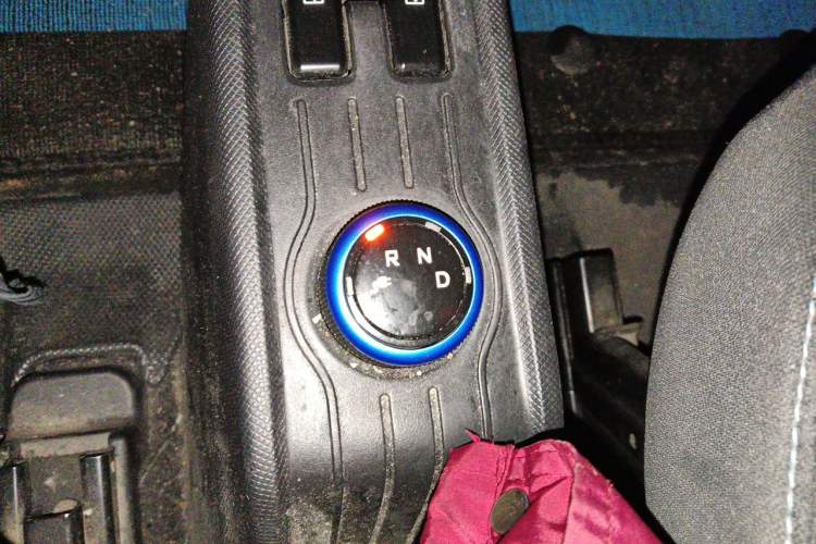Used Wuling Hongguang MINIEV 2020 Freedom Version Lithium Iron Phosphate Gear Lever