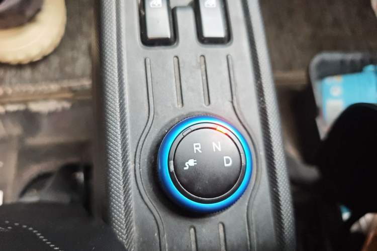 Used Wuling Hongguang MINIEV 2020 Freedom Version Lithium Iron Phosphate Gear Lever