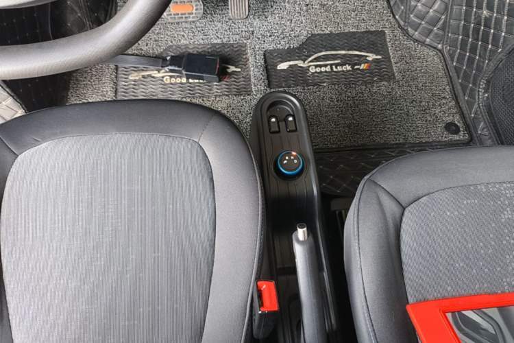 Used Wuling Hongguang MINIEV 2020 Freedom Version Lithium Iron Phosphate Gear Lever