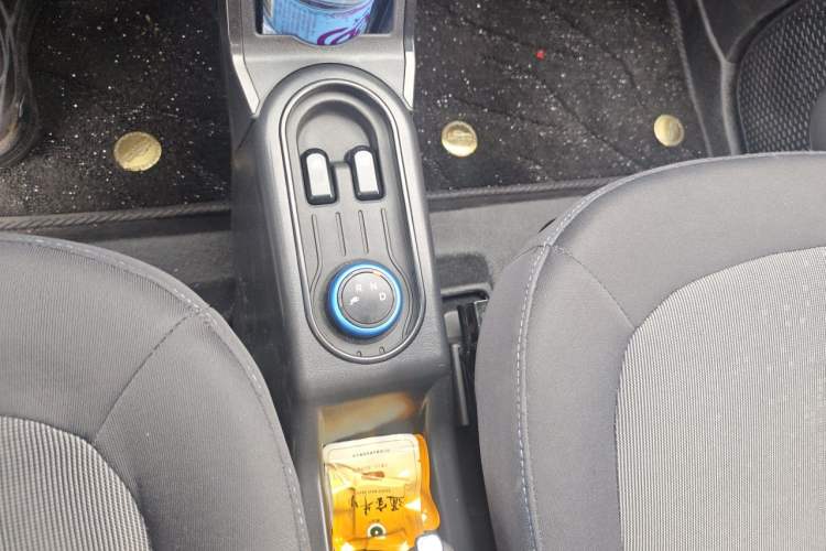 Used Wuling Hongguang MINIEV 2020 Enjoyment Model Lithium Iron Phosphate Gear Lever