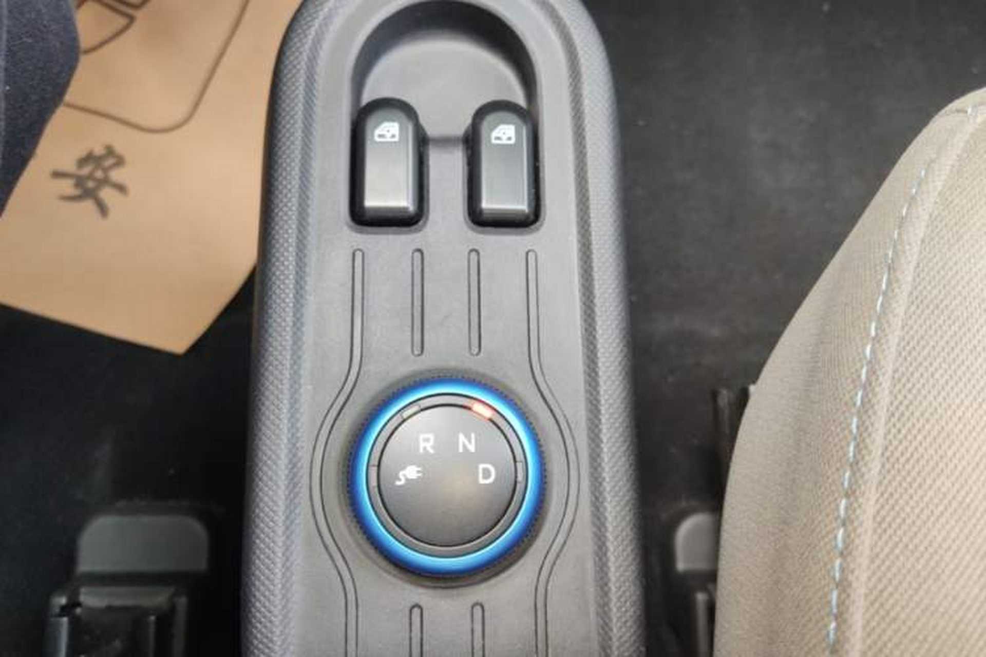 Used Wuling Hongguang MINIEV 2020 Freedom Version Lithium Iron Phosphate Gear Lever