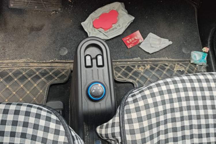 Used Wuling Hongguang MINIEV 2020 Freedom Version Lithium Iron Phosphate Gear Lever