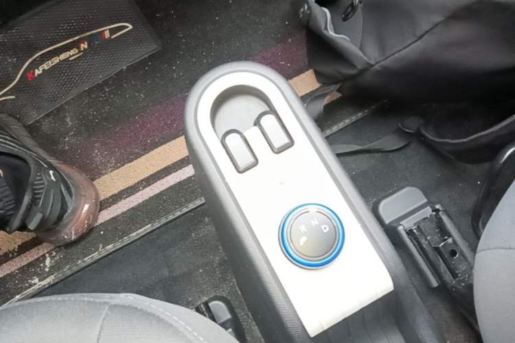 Used Wuling Hongguang MINIEV 2020 Freedom Version Lithium Iron Phosphate Gear Lever