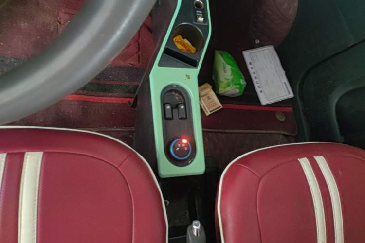 Used Wuling Hongguang MINIEV 2020 Zizai Version Lithium-NMC Gear Lever