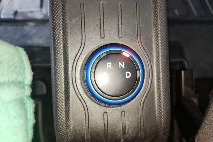 Used Wuling Hongguang MINIEV 2020 Freedom Version Lithium Iron Phosphate Gear Lever