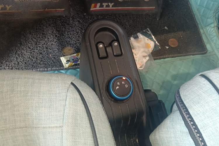 Used Wuling Hongguang MINIEV 2020 Freedom Version Lithium Iron Phosphate Gear Lever