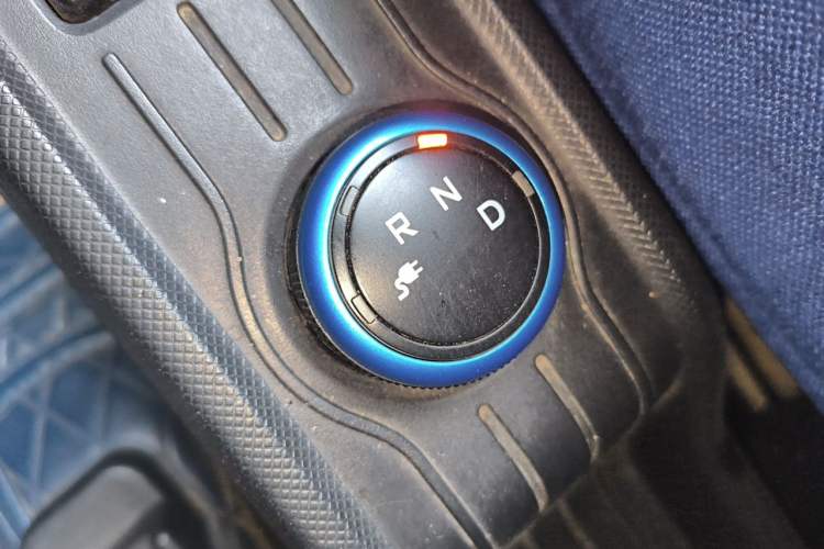 Used Wuling Hongguang MINIEV 2020 Freedom Version Lithium Iron Phosphate Gear Lever